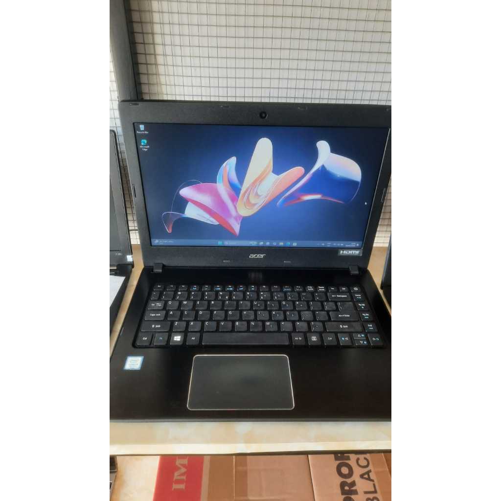 Laptop Acer  Travelmate P249, Intel Core i3-7020U, Ram 4, Gen 7Th, Slim, Lengkap, Black