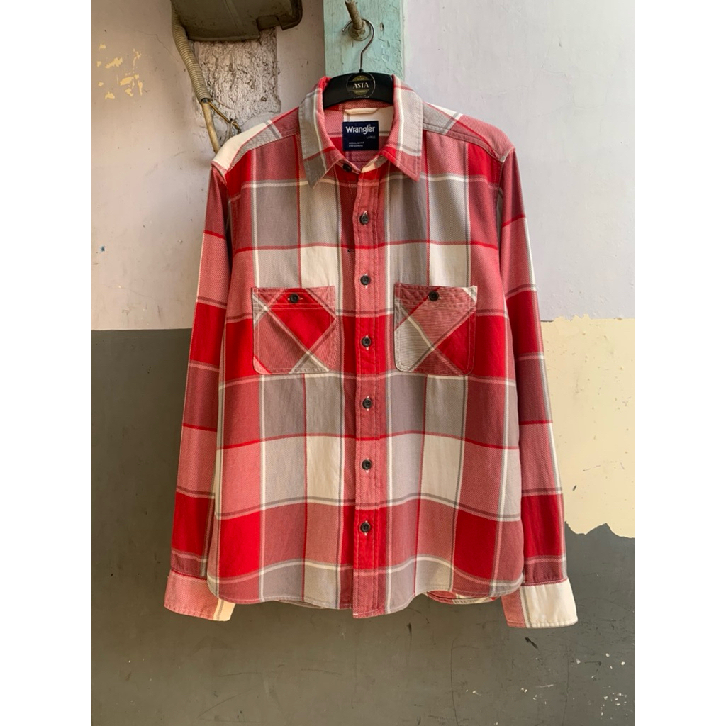 kemeja flanel Wrangler pria lengan panjang preloved
