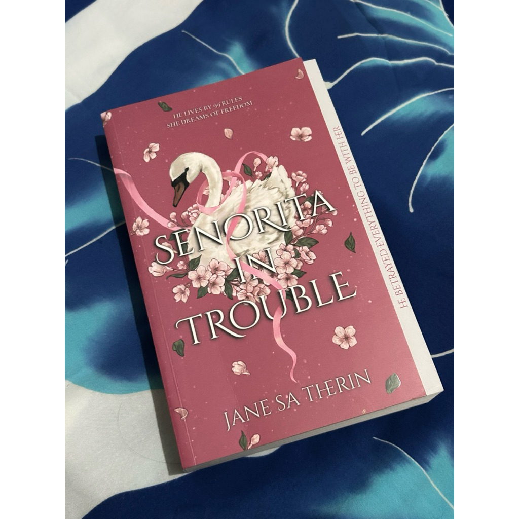 Preloved Novel Senorita In Trouble by Janeshaterin (SoftCover)