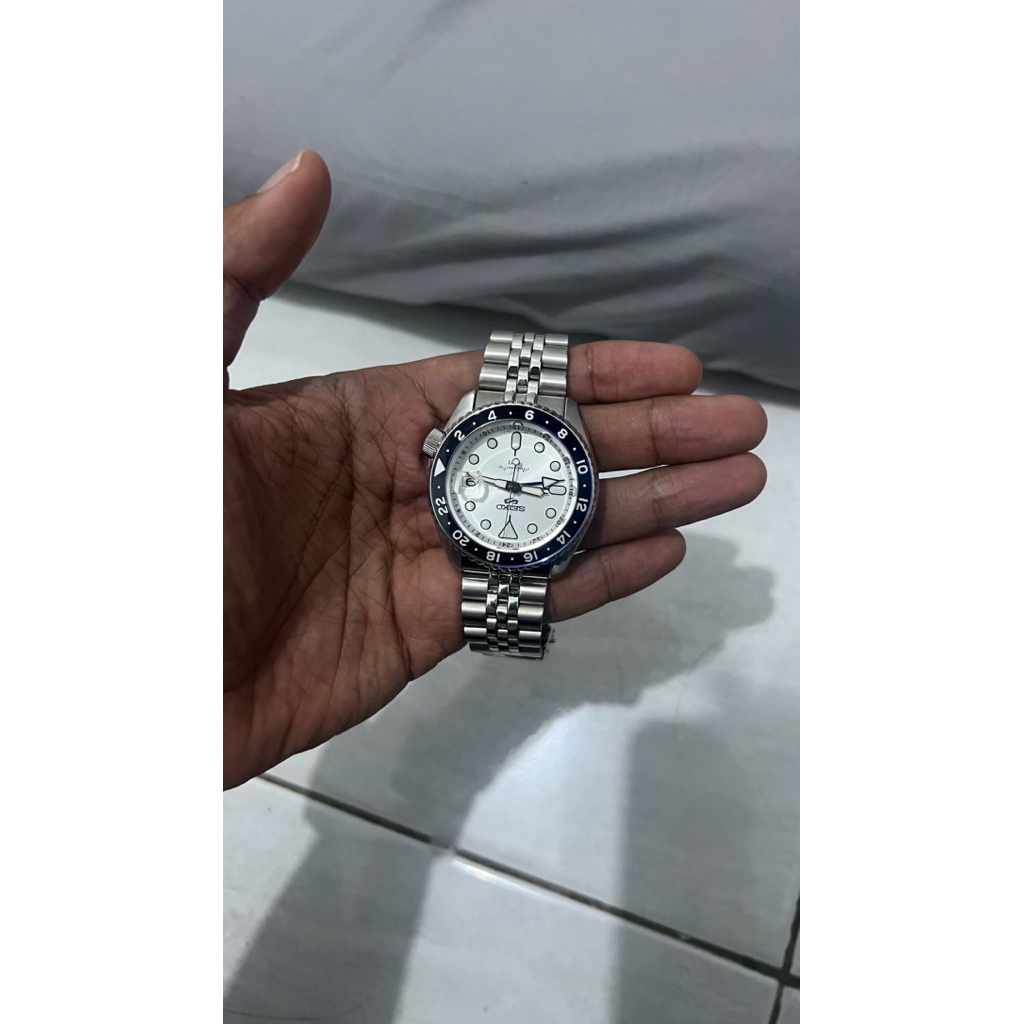 Seiko 5 Sport GMT Automatic 100% original