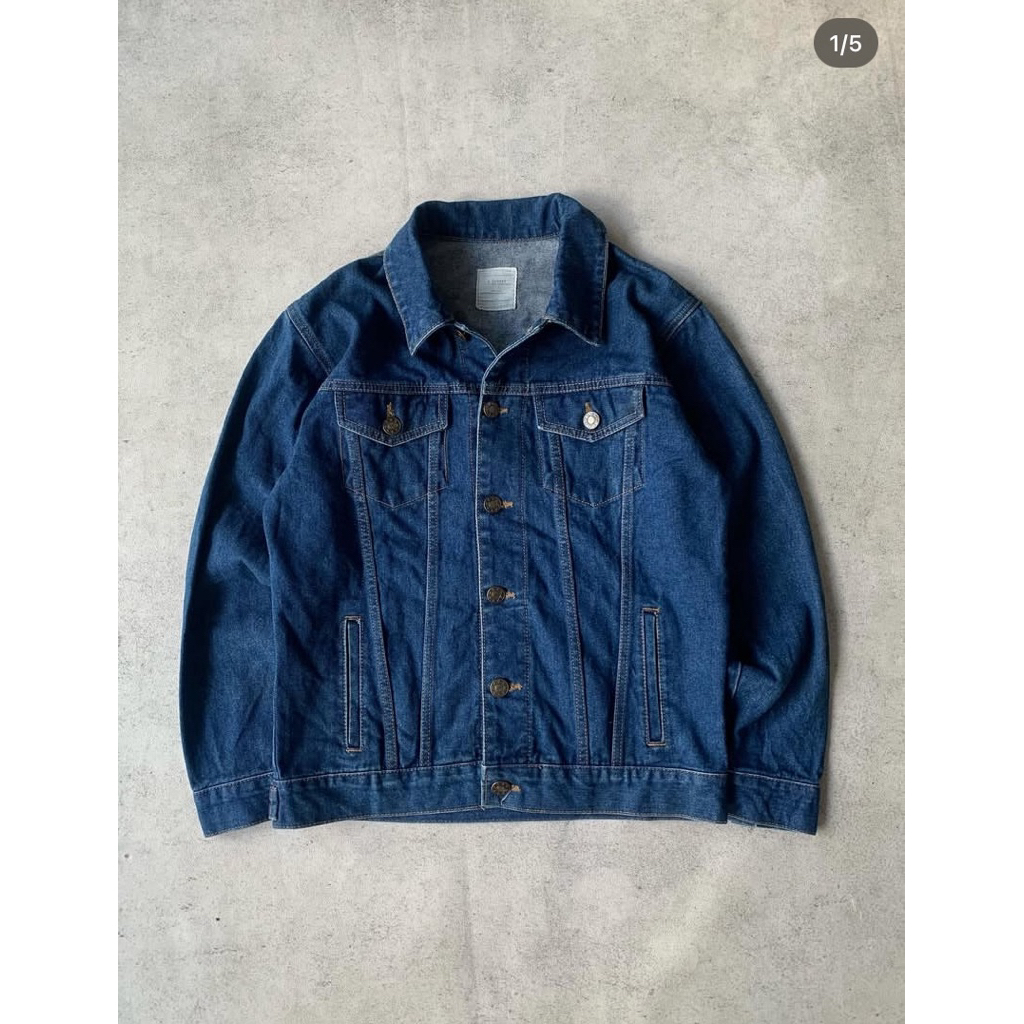 DENIM JACKET W CLOSET