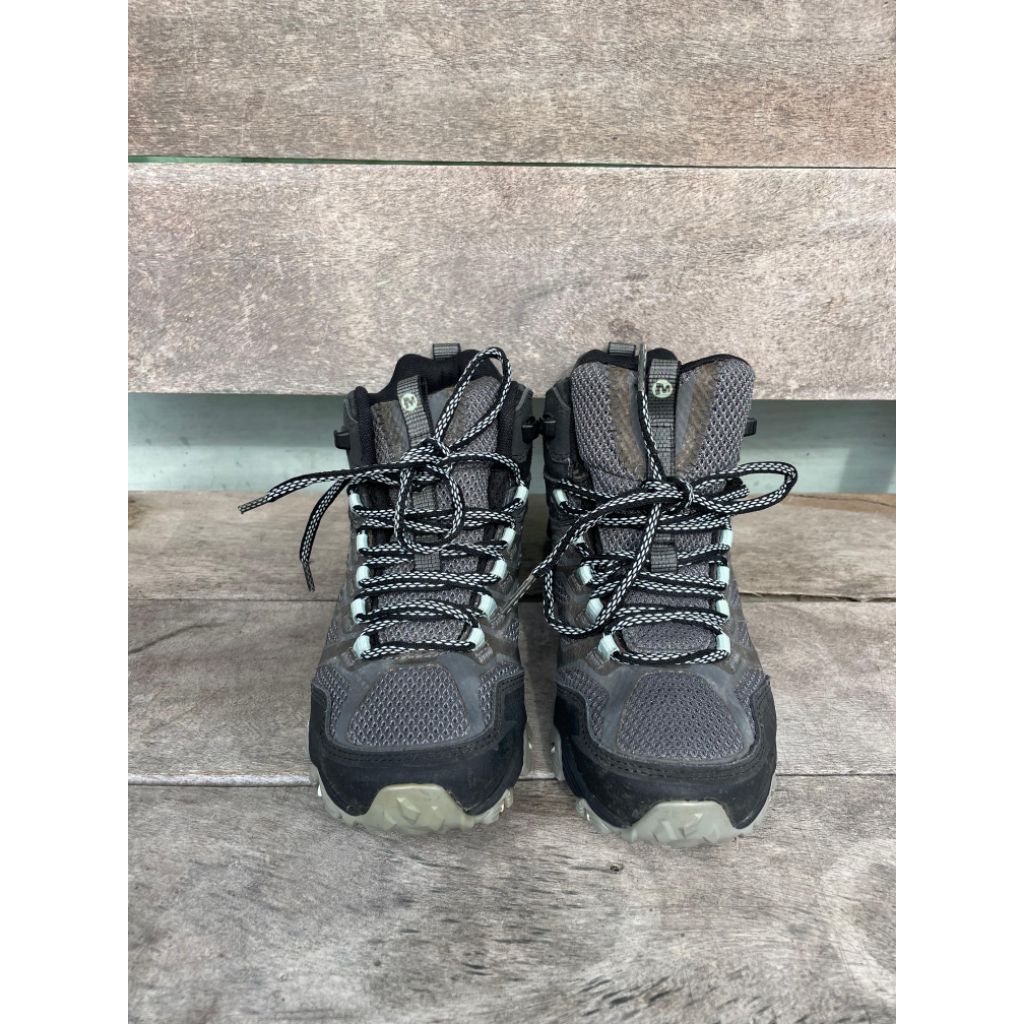 Sepatu Outdoor Merrell Women Granite Vibram