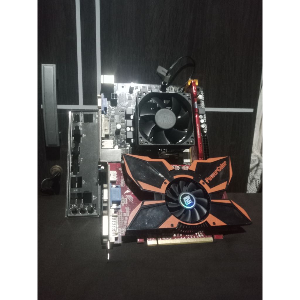 Paketan Motherboard FM2+ AMD Athlon X4 860K Ram 8GB