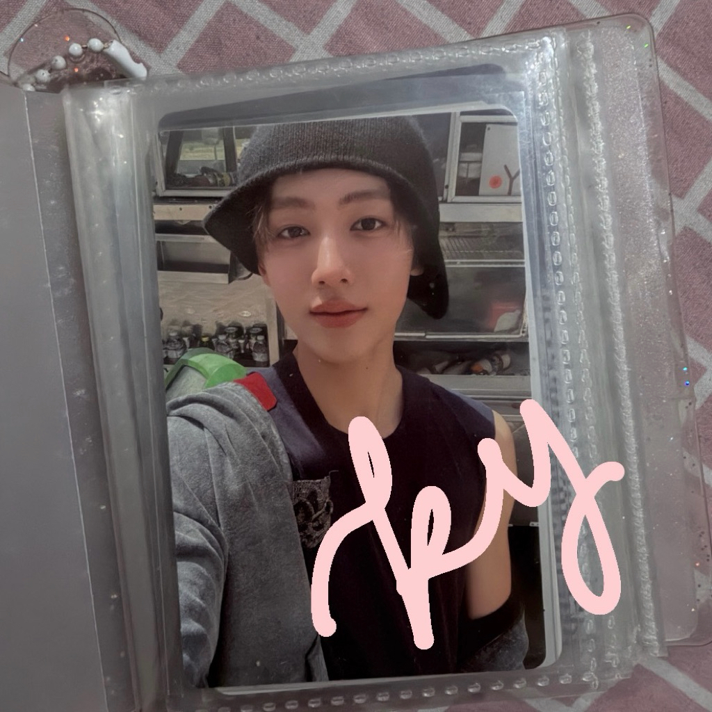 [READY STOCK] PC PHOTOCARD SEONGHYEON OFFICIAL ALBUM CORTIS 'COLOROUTSIDETHELINES' SCENE 1