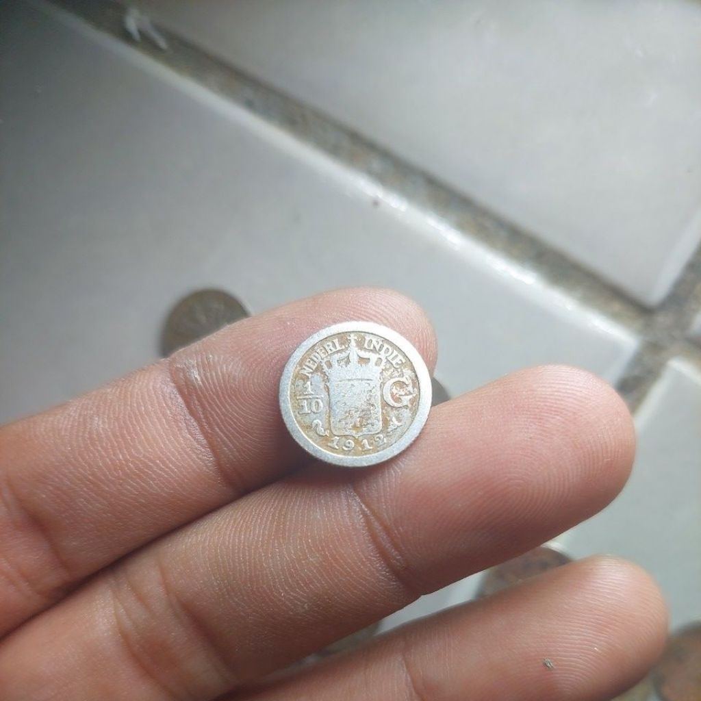 koin perak belanda tahun 1912.