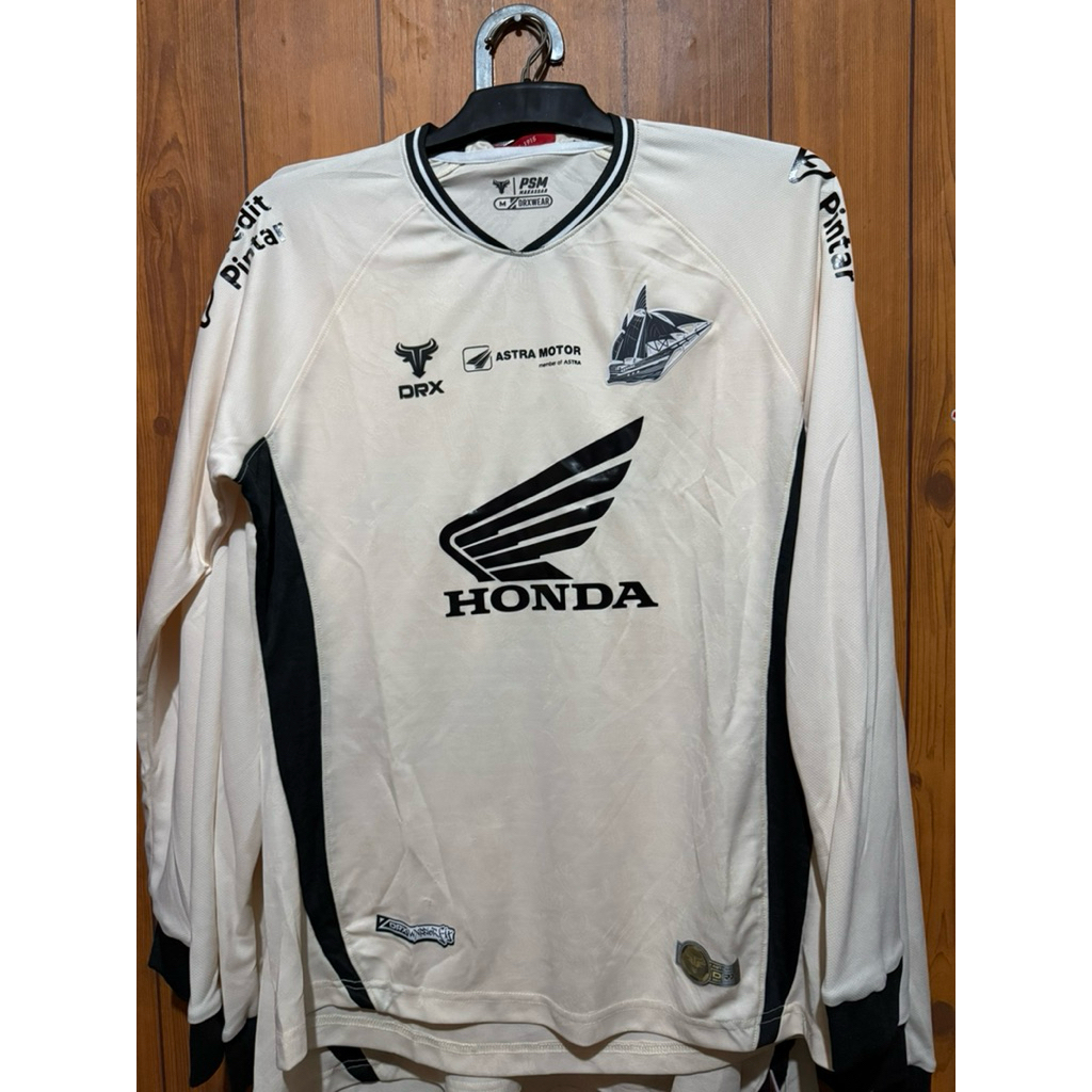 PSM Makassar Away Long Sleeve Player Issue