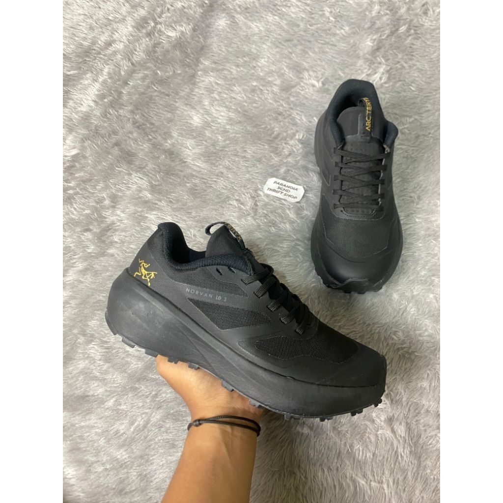 Arcteryx Norvan LD 3 Black sz 38