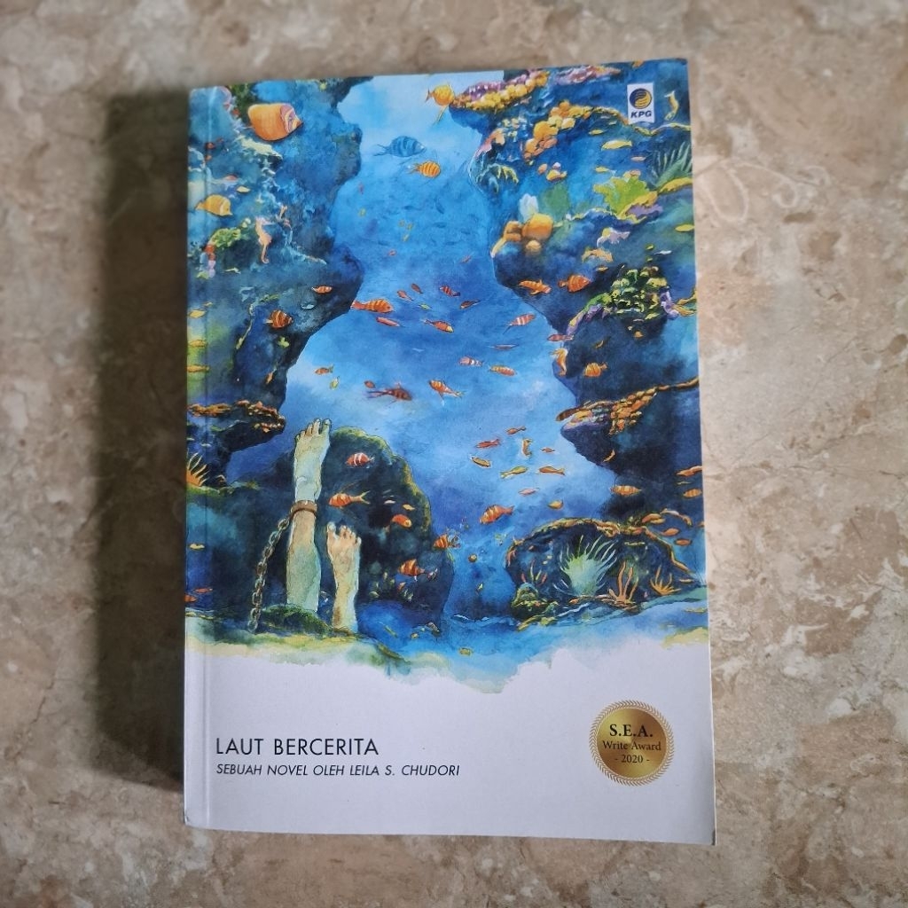 PRELOVED Novel LAUT BERCERITA by LEILA S. CHUDORI Original Gramedia