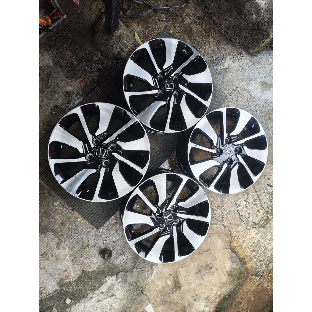 Velg copotan Honda Brio RS r15 original