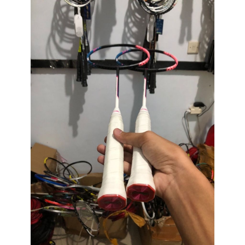 raket badminton li-ning halbertec 8000