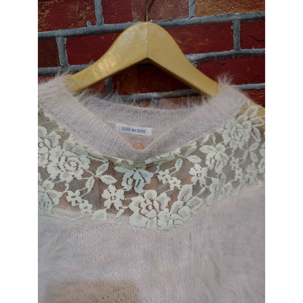 Sweater Fuzzy  mix brukat, warna soft Lilac, Lengan Balon, Bulu Kapas