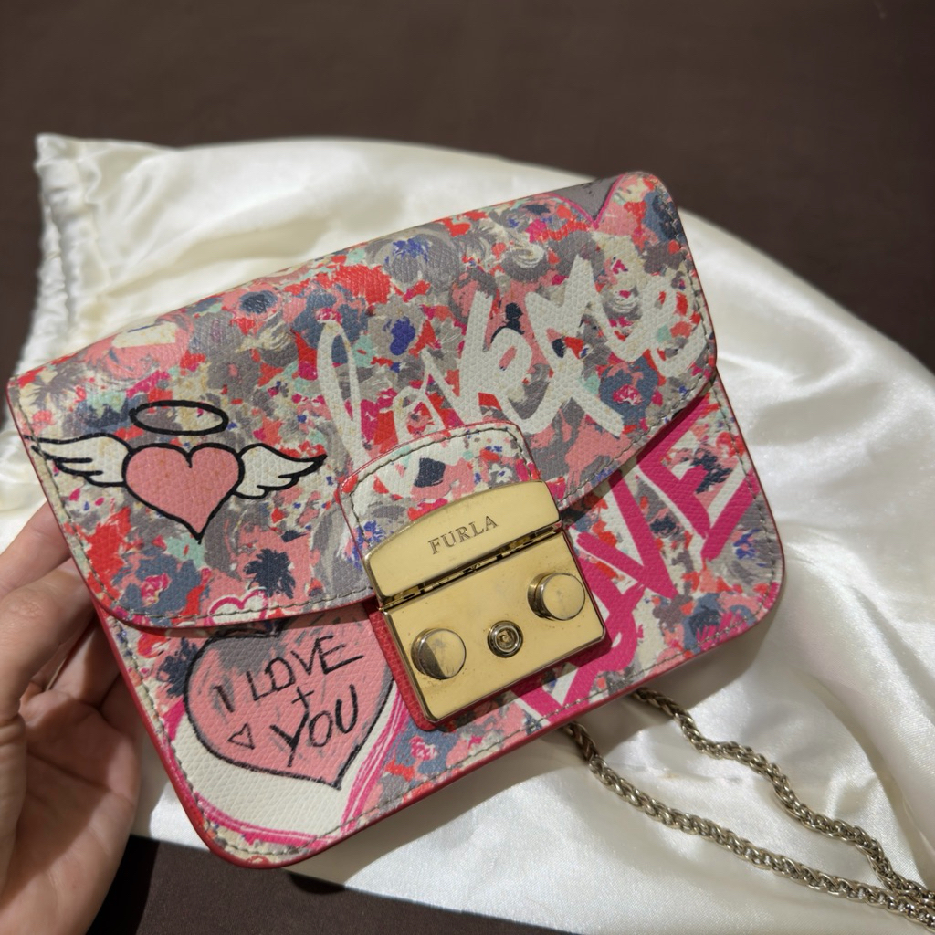 PRELOVED Furla Multicolor Graffiti Leather Mini Visit > Metropolis Chain Crossbody Bag
