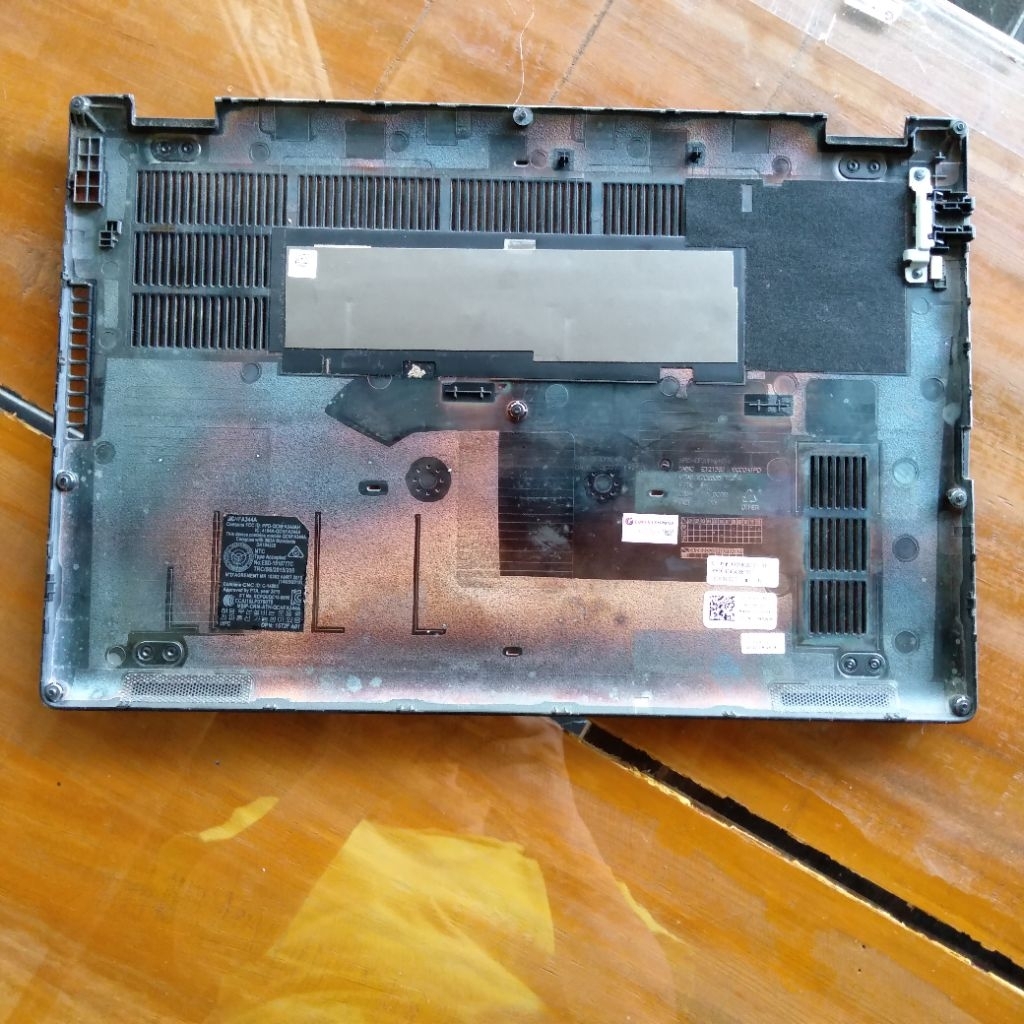 casing bawah dell latitude 5400