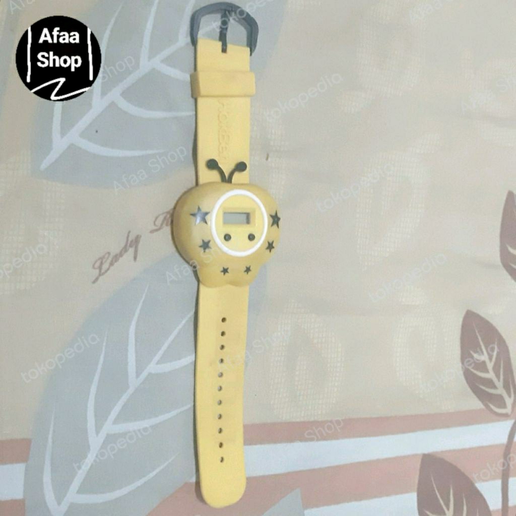 Mainan preloved hokben kidzu bento Jam tangan digital kumbang kuning