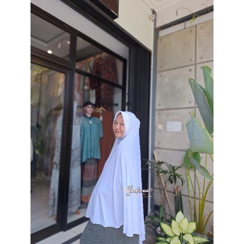Hijab Umroh Putih Polos Jumbo By CHR | Jilbab Instant Polos Jersy