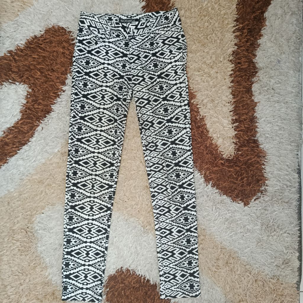 Celana Legging Brand Sodaice