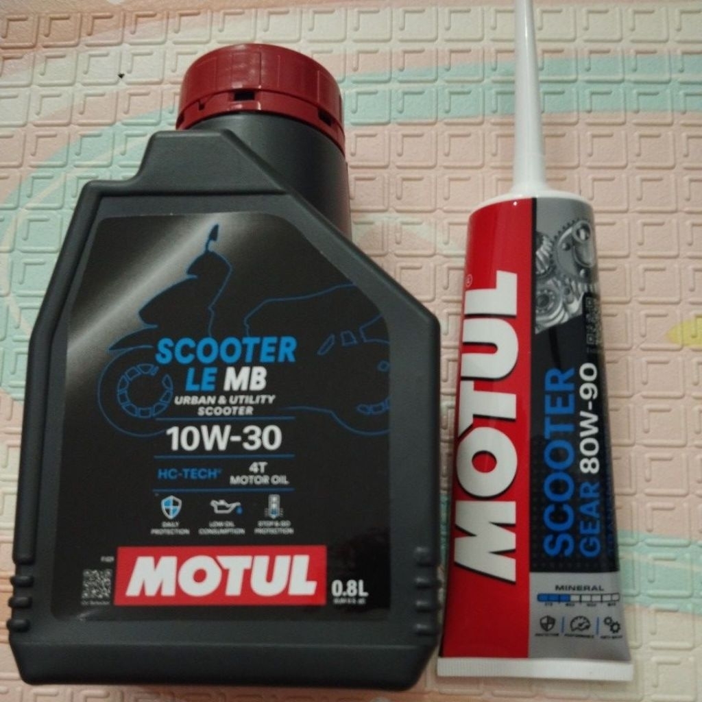 PAKET MOTUL SCOOTER LE 10W-30 + OLI GARDAN 80W-30 Paket Oli Matic Motul Scooter Le 0,8L + Scooter Ge