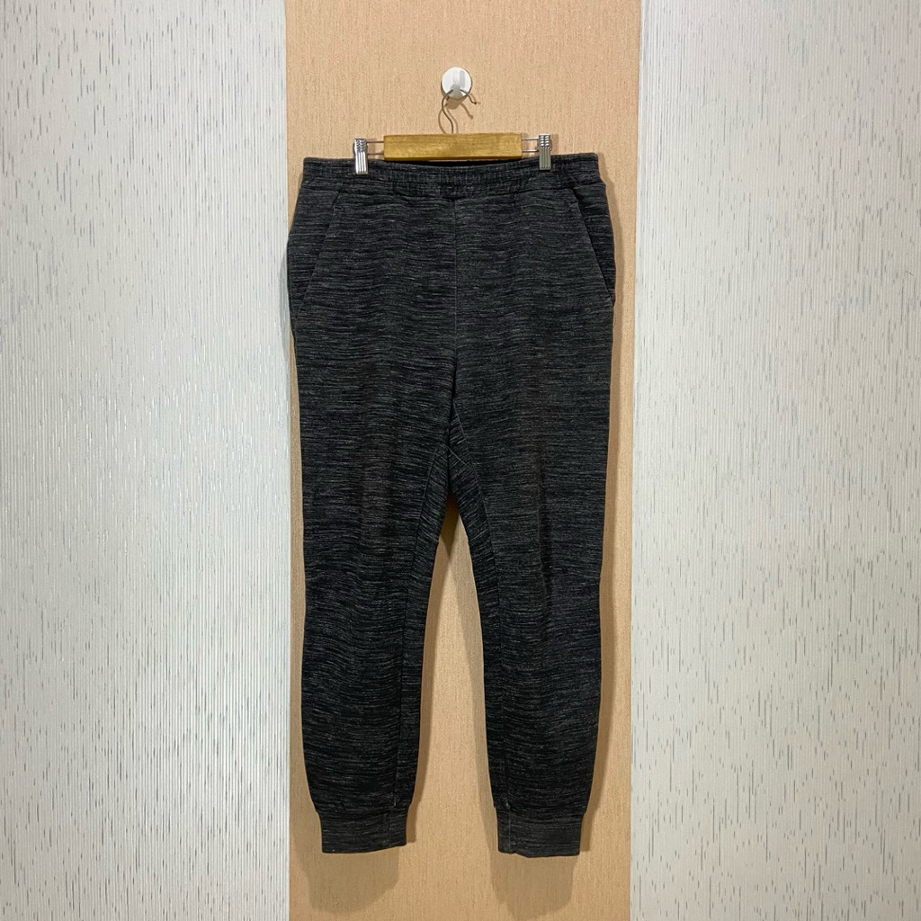 Jogger Pants Le Coq Sportif / Celana Jogger Pria / Size 33-38