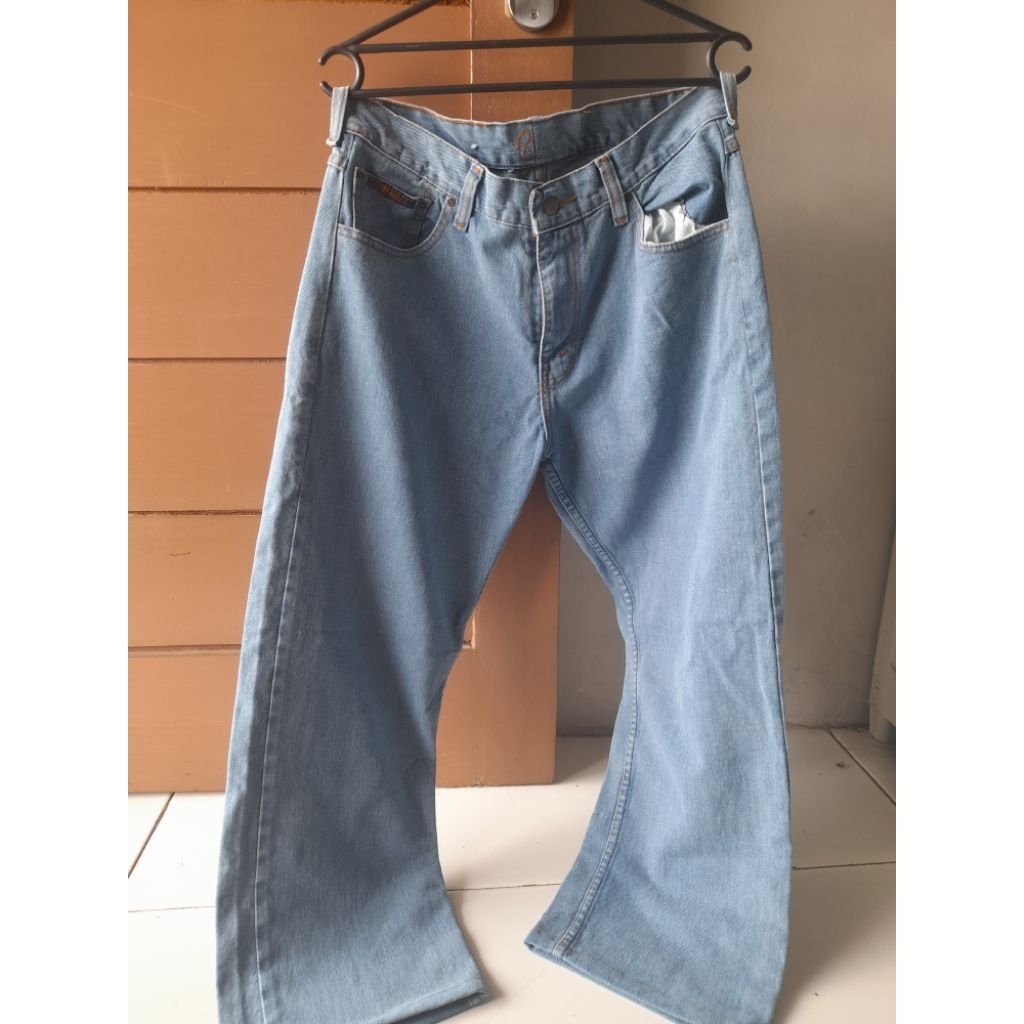 second celana jeans wrangler pria