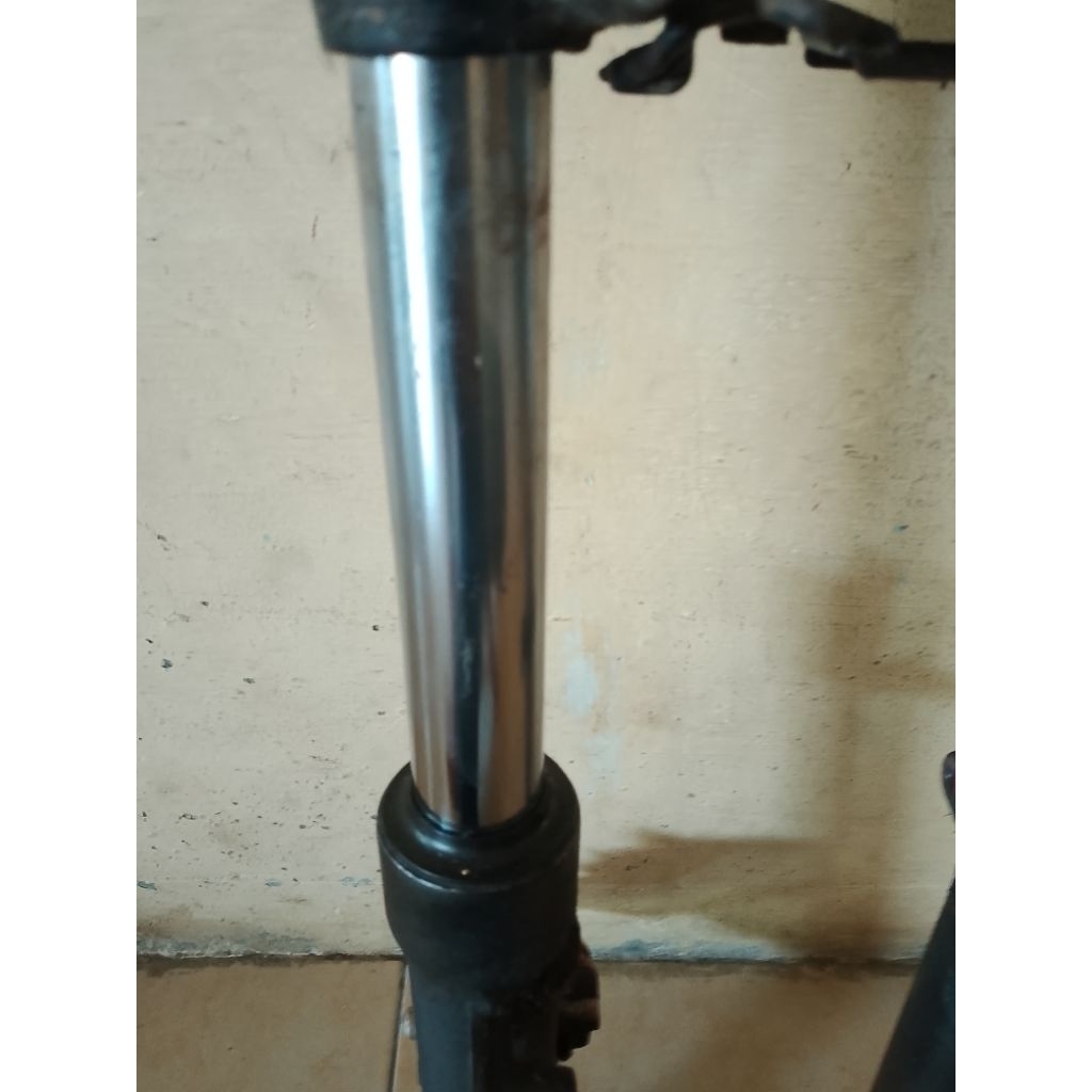 shock depan CBR old Thailand 2006