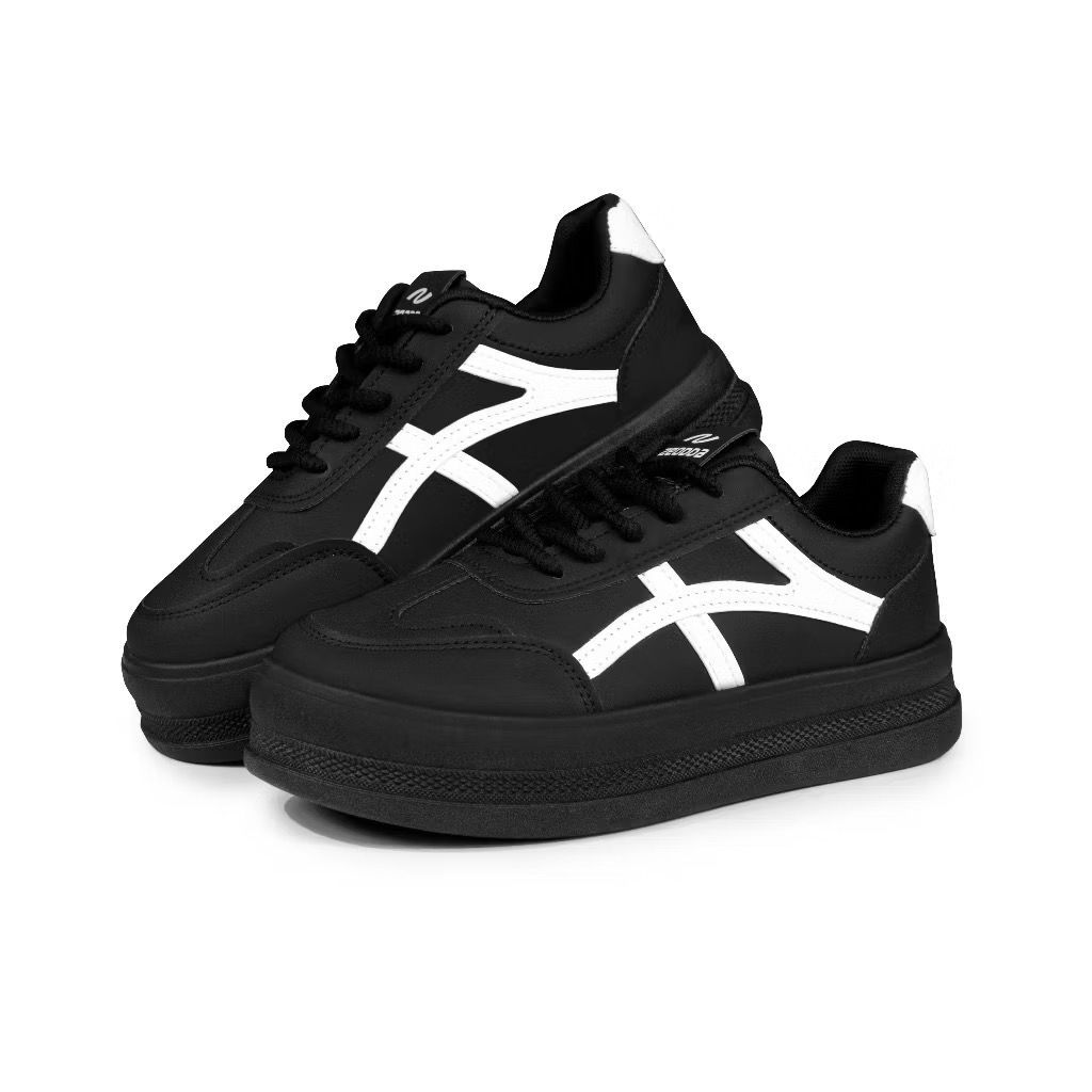 Sepatu Sneakers Wanita Korea Hitam Polos 36-40 Sepatu Sekolah Wanita Import Warna Hitam Polos Terabr