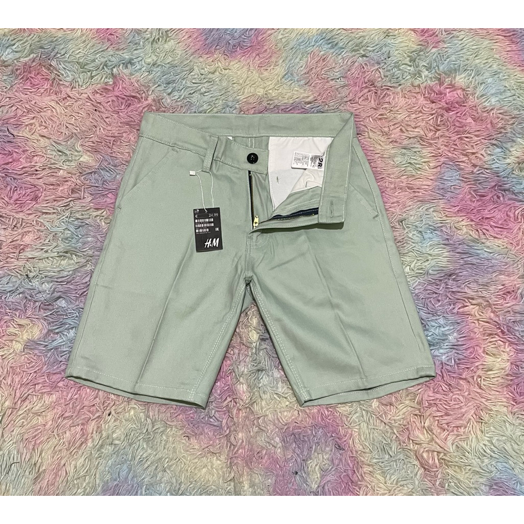 celana pendek chino sage pria hm