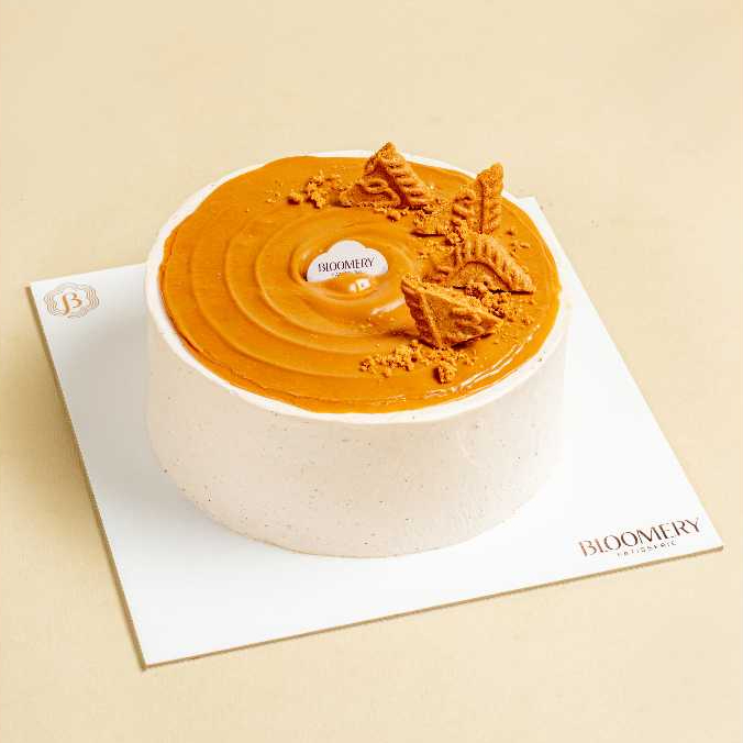 Lotus Biscoff Mille Crepe Cake 20cm – Caramelized & Creamy | Birthday Cake (Ready) | Bloomery Patiss