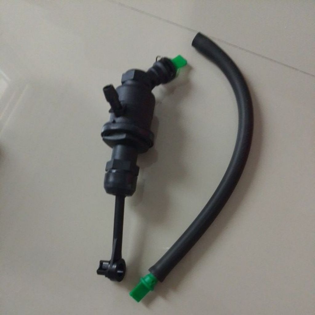 Master kopling atas Swift ,March ,Evalia ,Datsun-GO 15/18 Grand Livina 1500 L11 30610-ED000