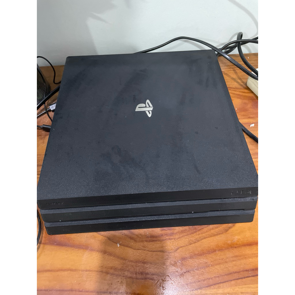 PS 4 PRO 1TB (Hen) SECOND