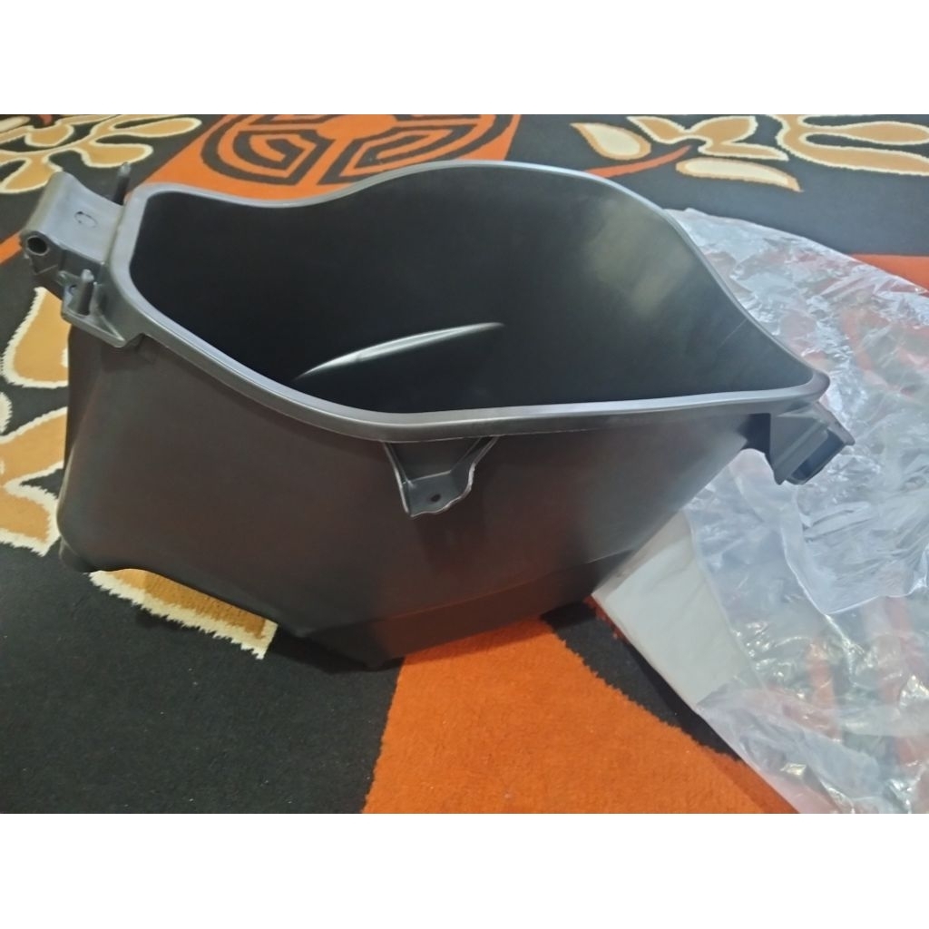 box bagasi Scoopy 2014 kode 81250-k16-900