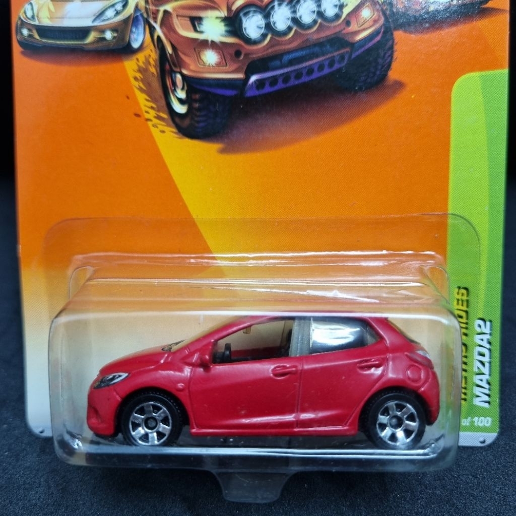 Diecast MATCHBOX 1:64 MAZDA 2 red merah