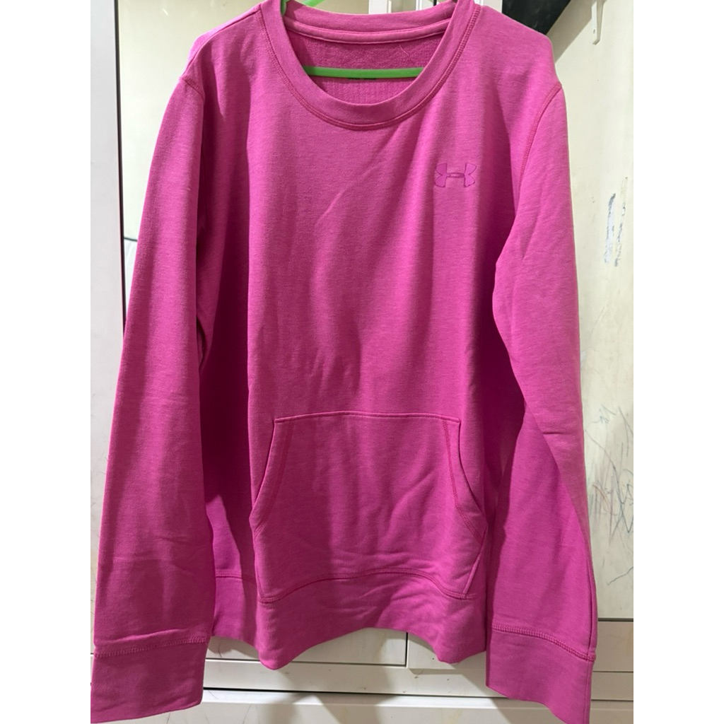 Preloved sweatshirt by under armour