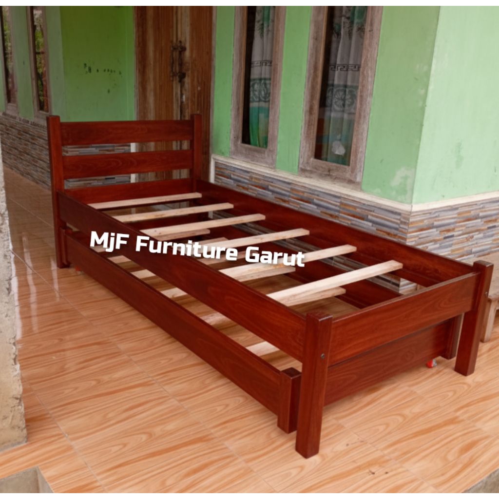 Tempat tidur Sorong/Ranjang kayu Sorong/Ranjang tingkat/Dipan kayu Sorong No 4/Tempat tidur anak sor