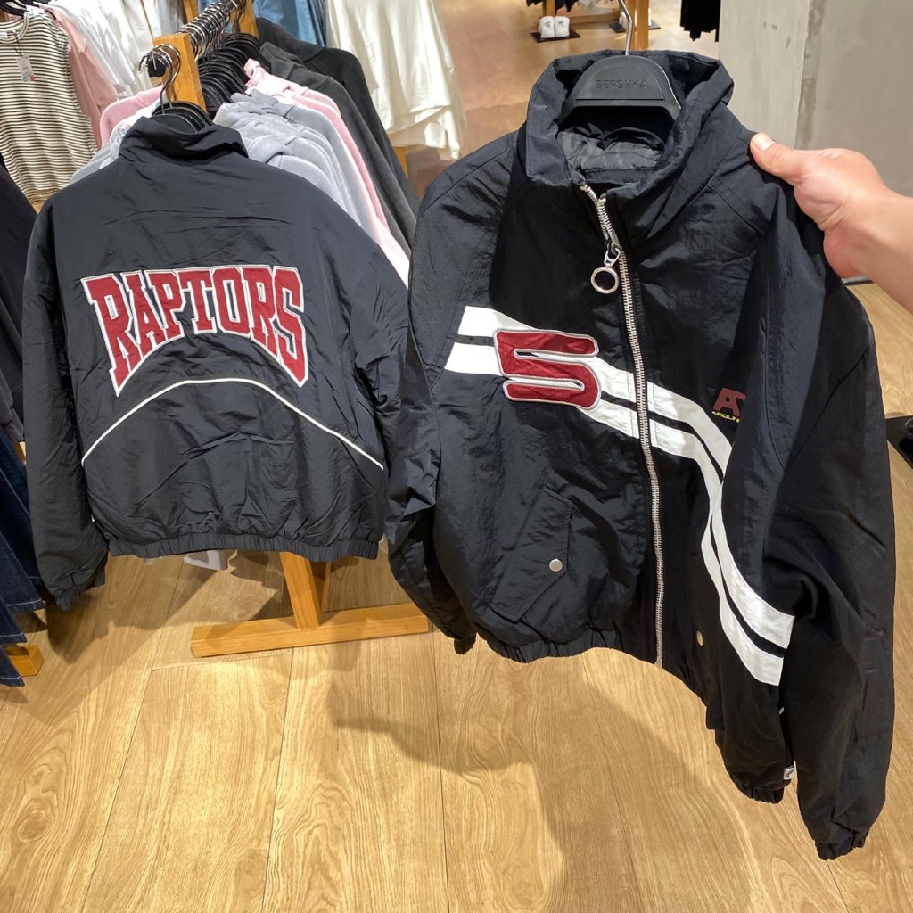 JASTIP. Jacket Bershka (MAN)