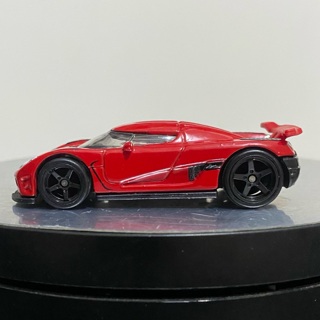 Hotwheels Koenigsegg Agera R Exotic Envy Loose