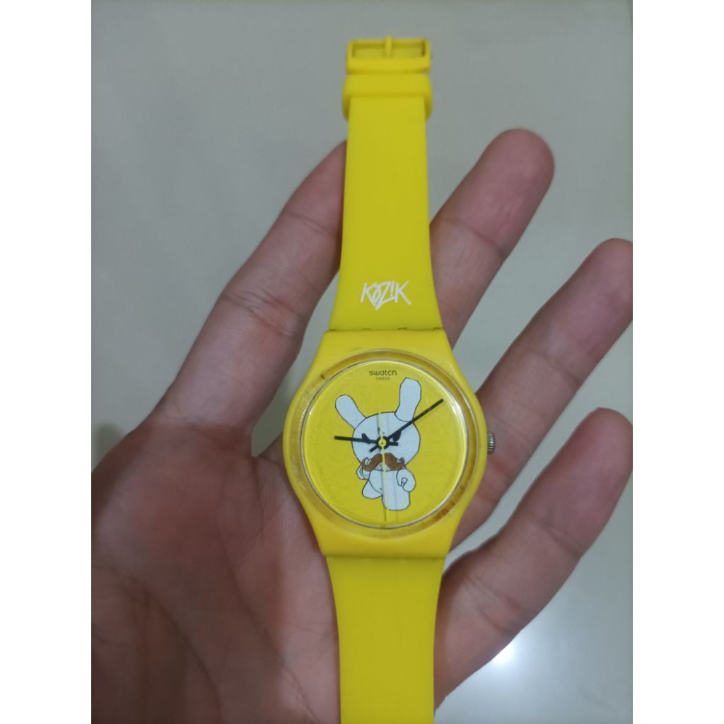 Jam tangan Swatch kidrobot