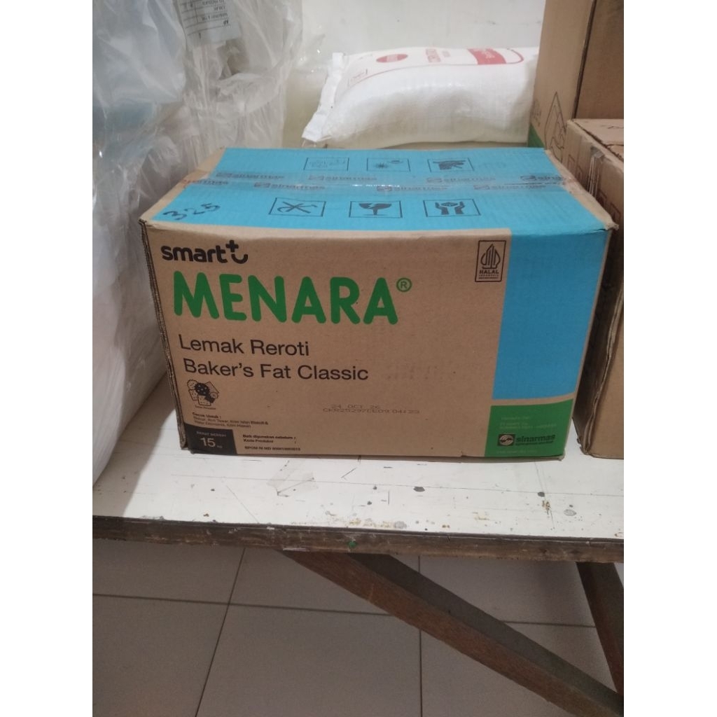 Mentega putih Menara 1kg
