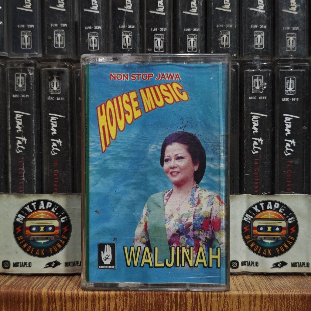Kaset - House Music - Non Stop Jawa - Waldjinah - Kaset Pita - Radio Tape - Radio - Pemutar Kaset - 