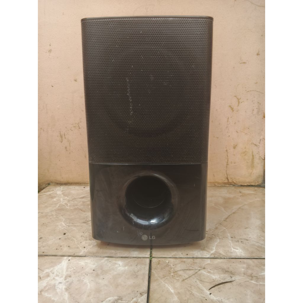 Speaker Subwoofer Pasif LG SH85TM-W (6.5"inch)