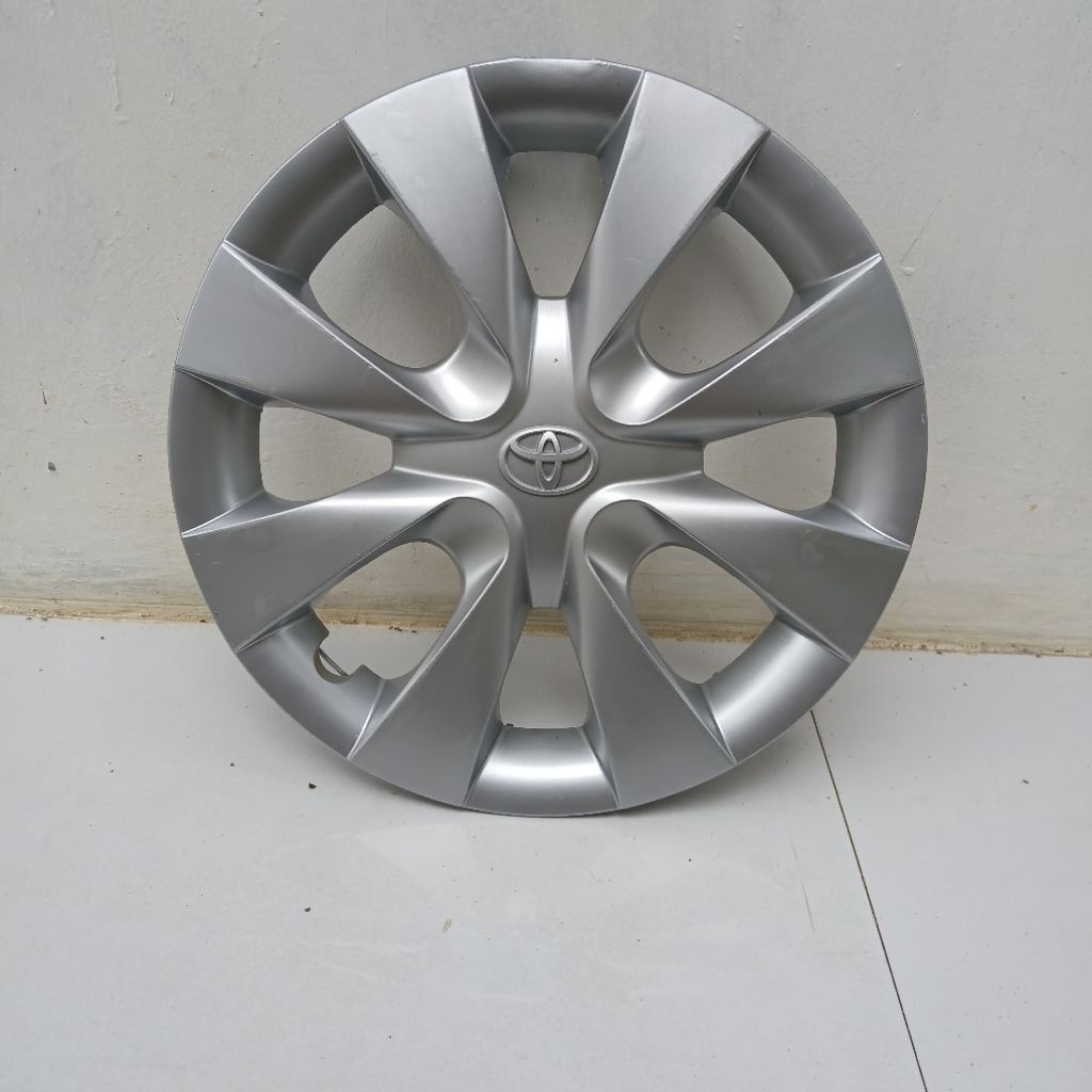 wheeldop Toyota Avanza R14 second