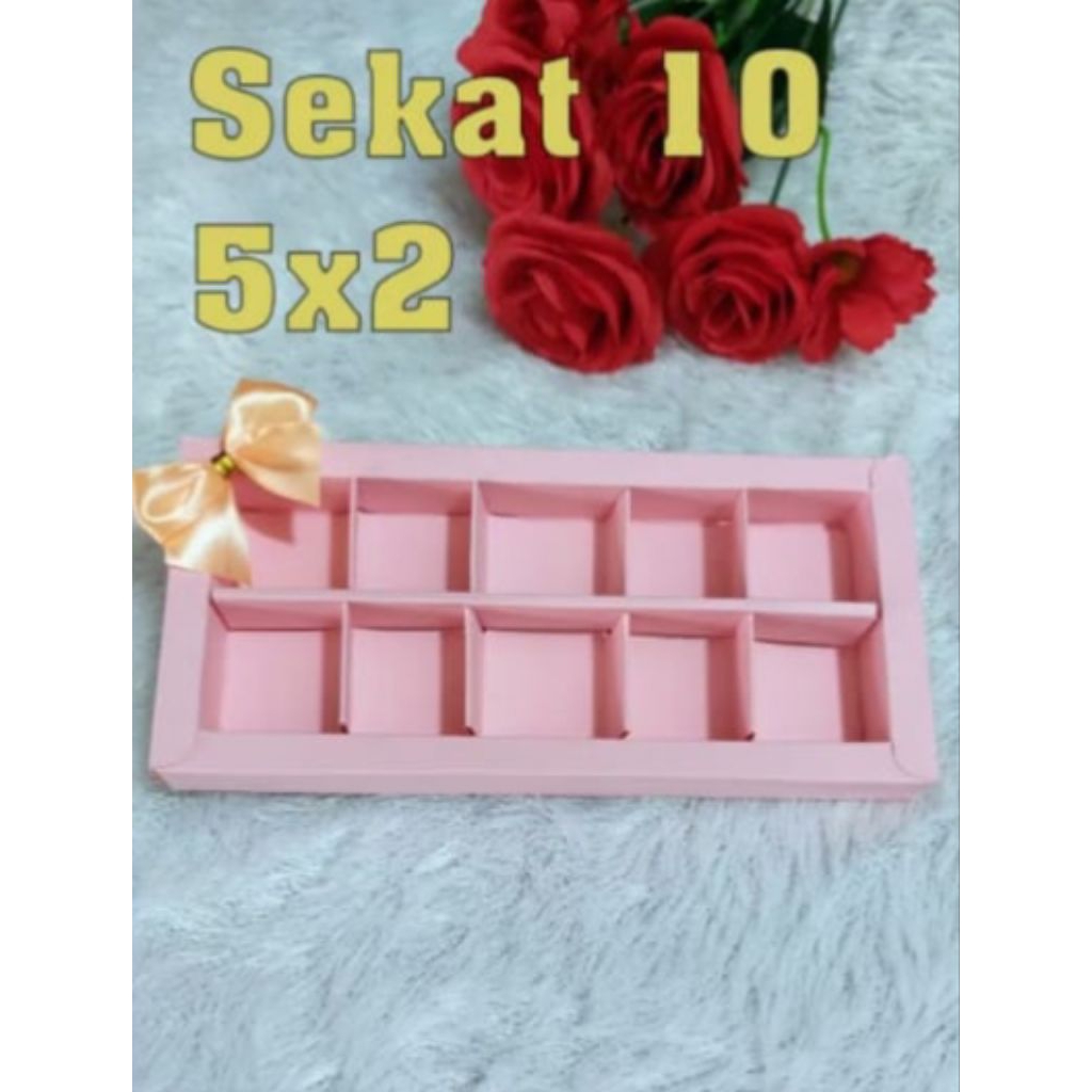 Box coklat sekat 10 lembaran + tutup mika+dus coklat praline/box coklat sekat/kotak coklat