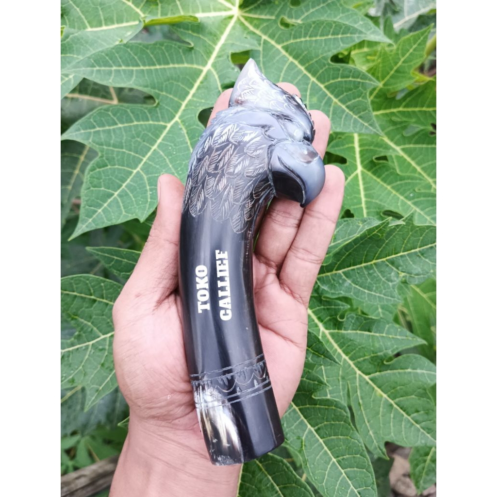 gagang golok bahan tanduk ukir burung