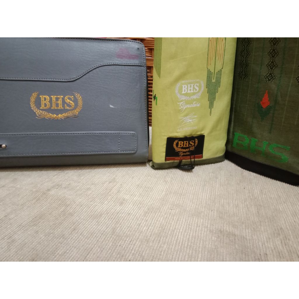 BHS SIGNATURE LAWAS SGC GOLD SECOND LIKE NEW