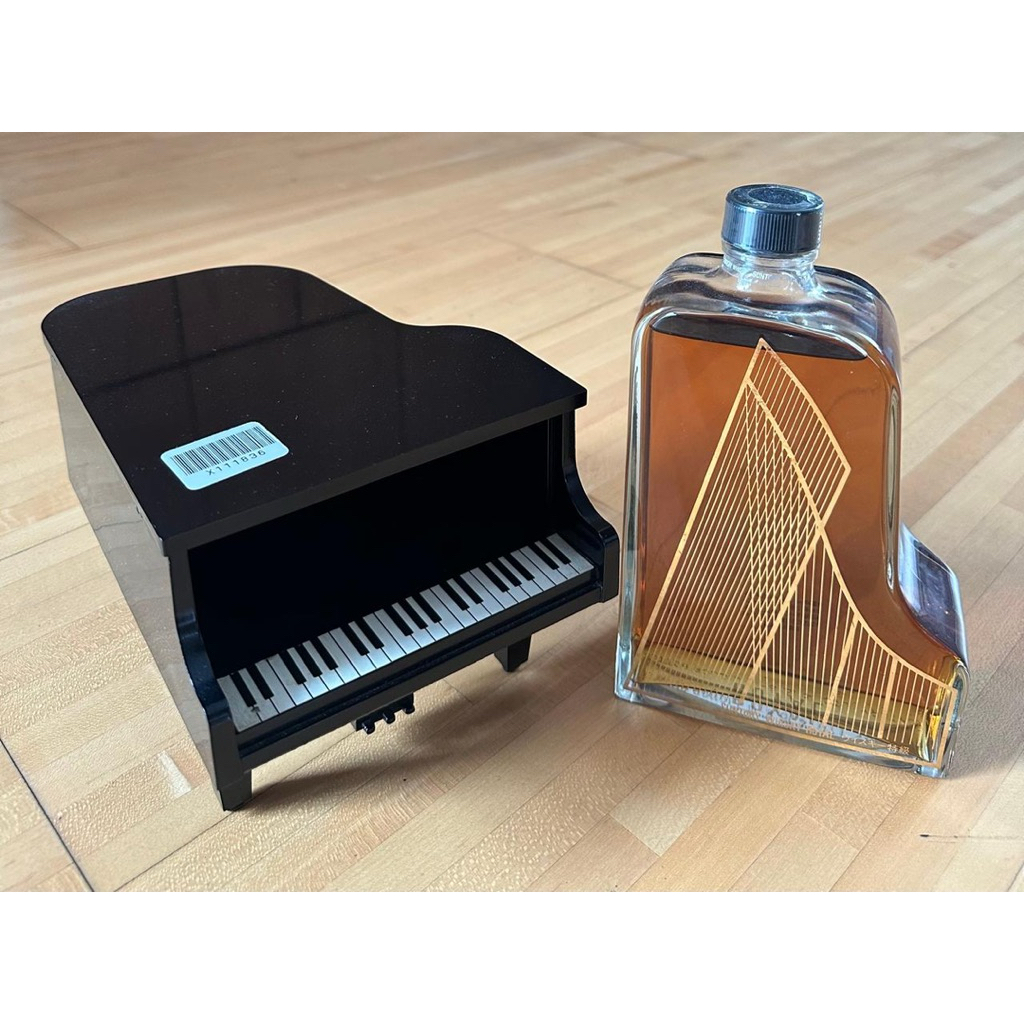 suntory royal piano
