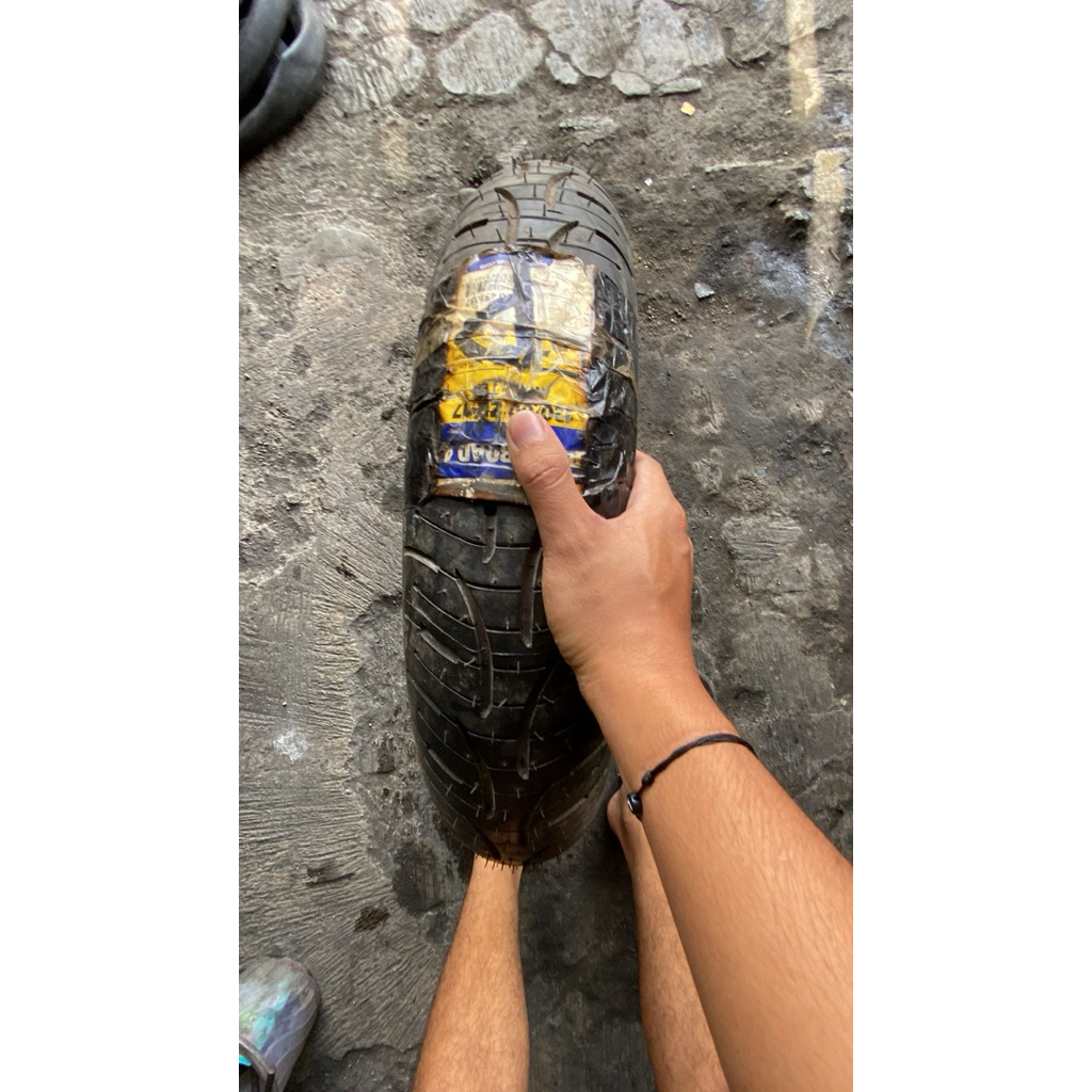 ban michelin pilot road 4 120/60 17