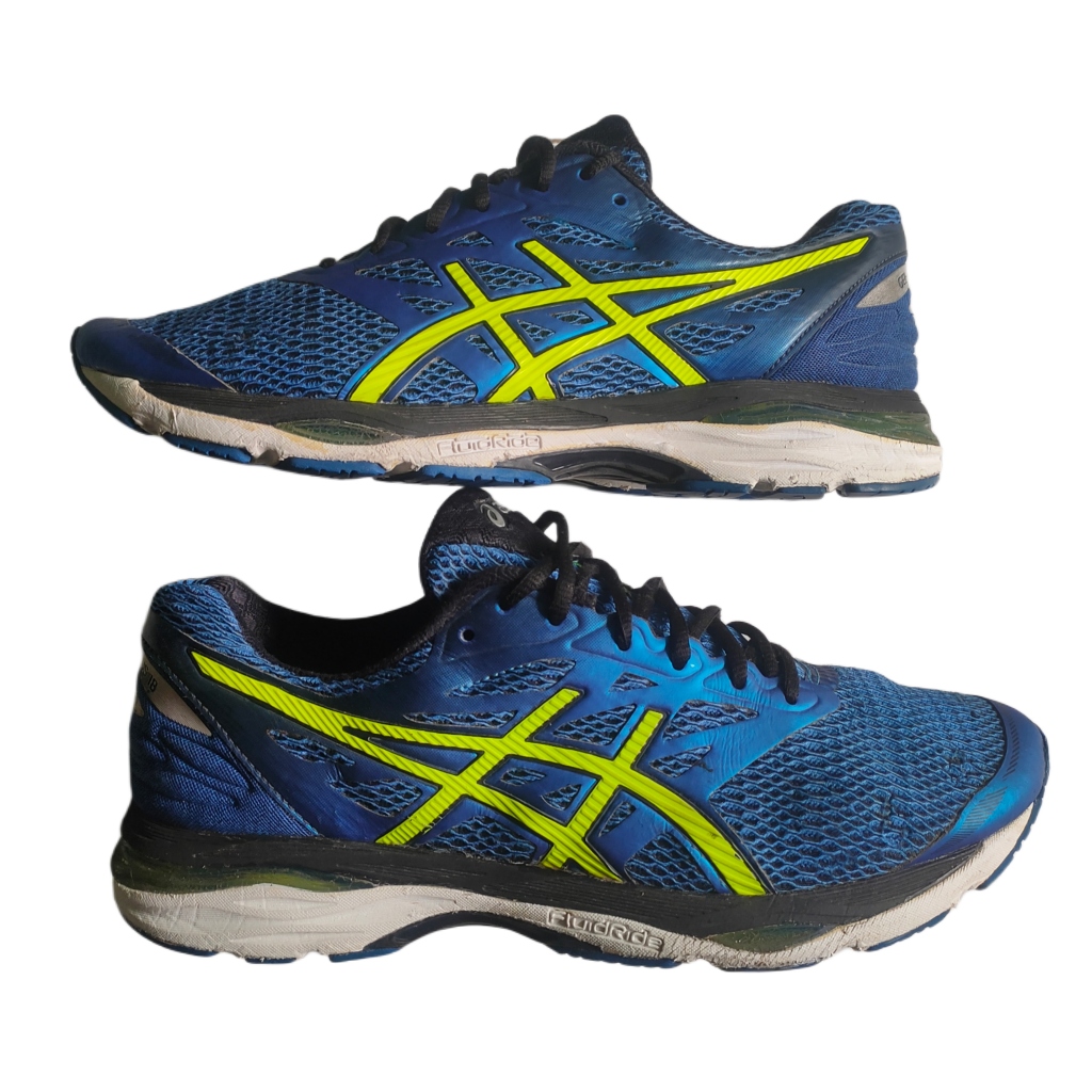 Sepatu Olahraga Brand Asics Gel Cumulus 18