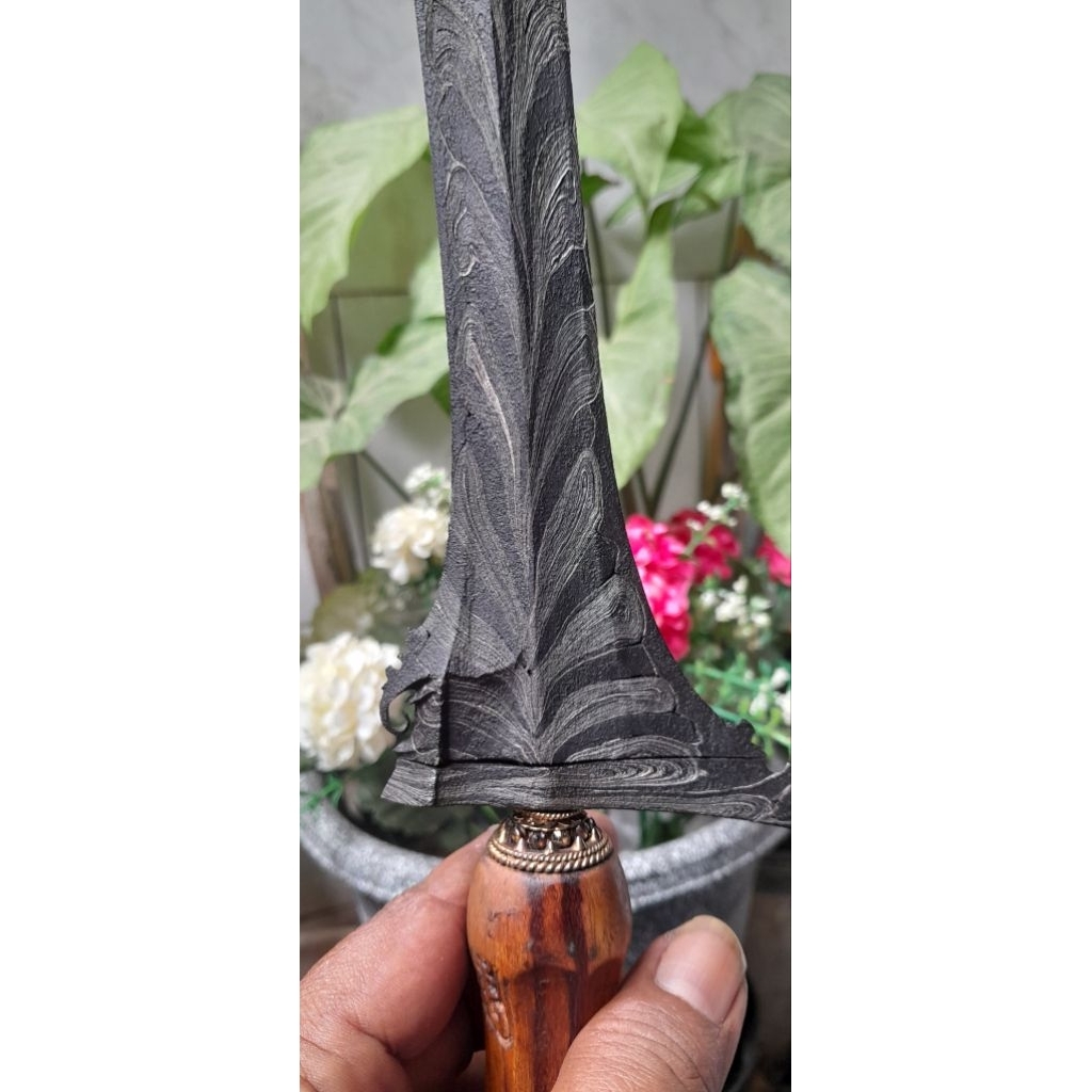 keris sempaner lurus