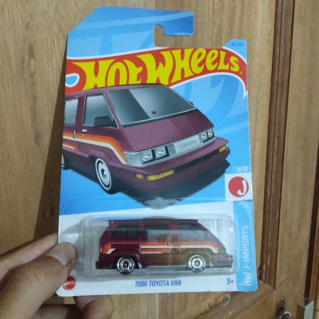 Hotwheels Toyota Van