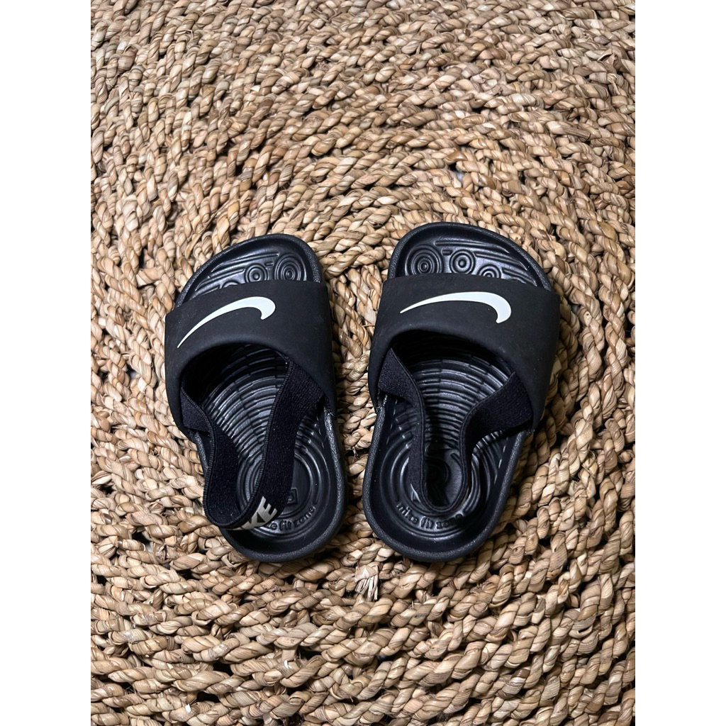 Sandal nike kawa baby slides original warna hitam preloved