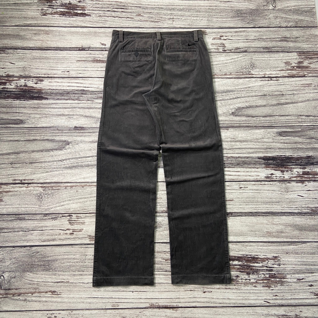 Celana Nike Golf Corduroy Size 30